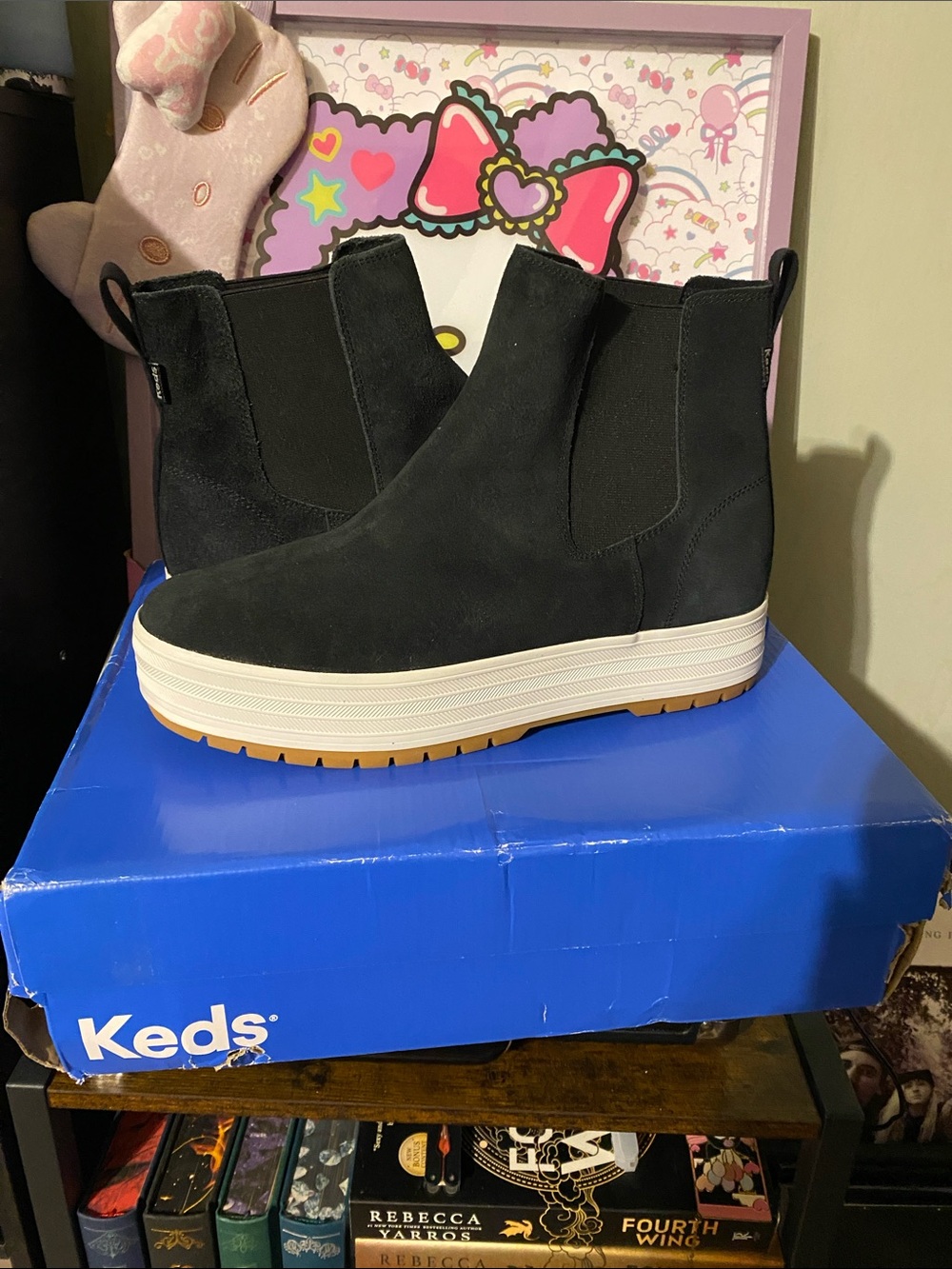 NIB Keds Women Black Suede-Look Platform Chelsea Boots with Cream Sole🖤🖤